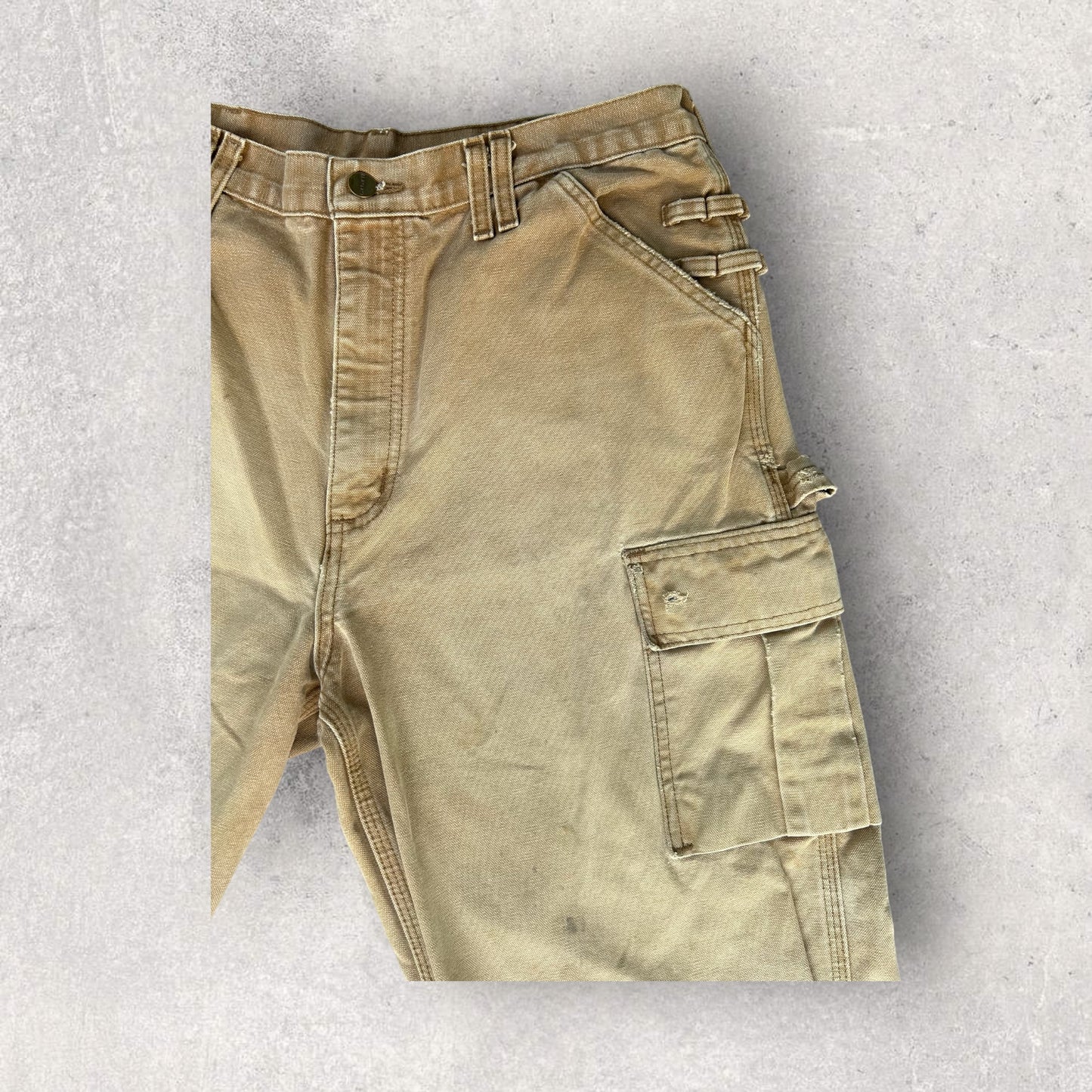 Rare vintage Carhartt cargo pants (34x32)