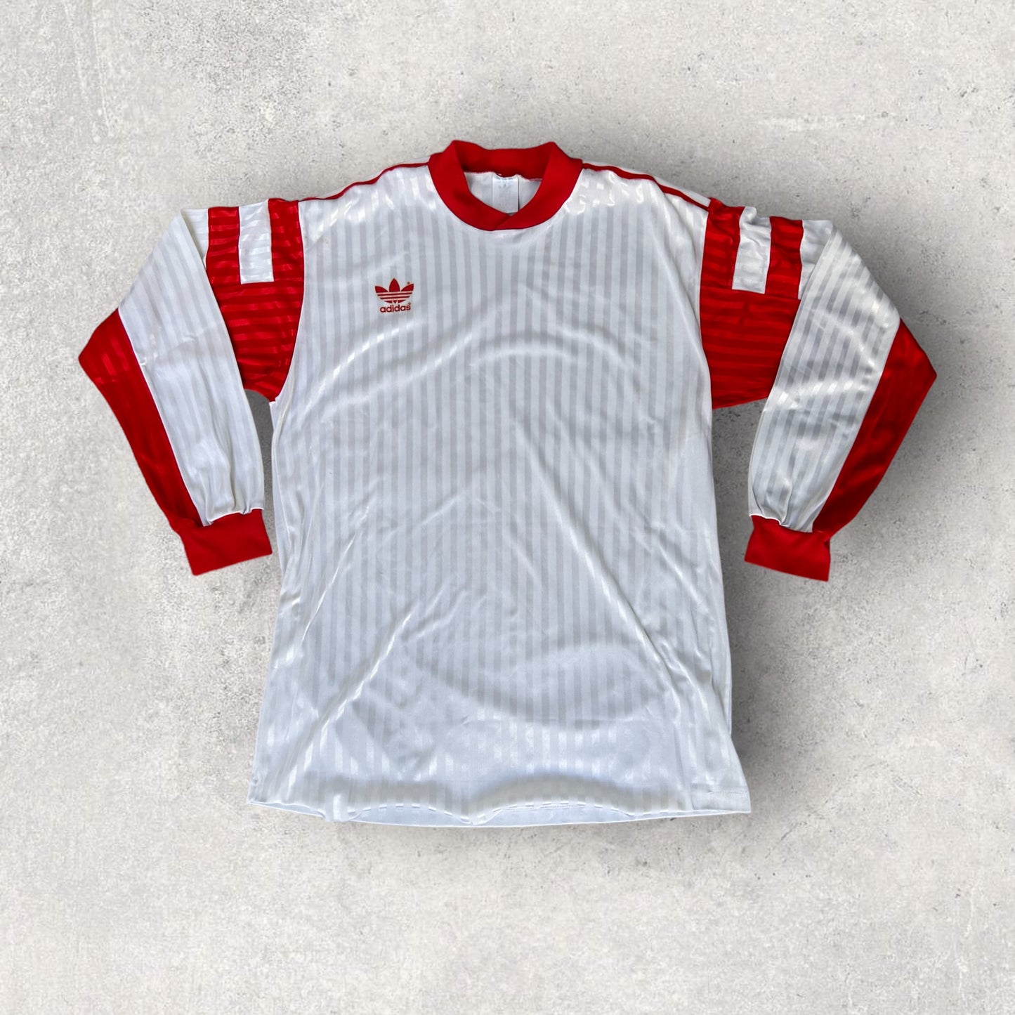 90s Adidas Template Shirt (M)